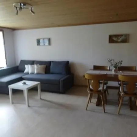 Apartment Hof Schuerweid Uttigen
